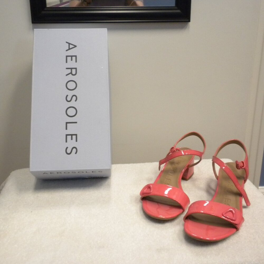 Aerosoles Cairo Size 6 coral color